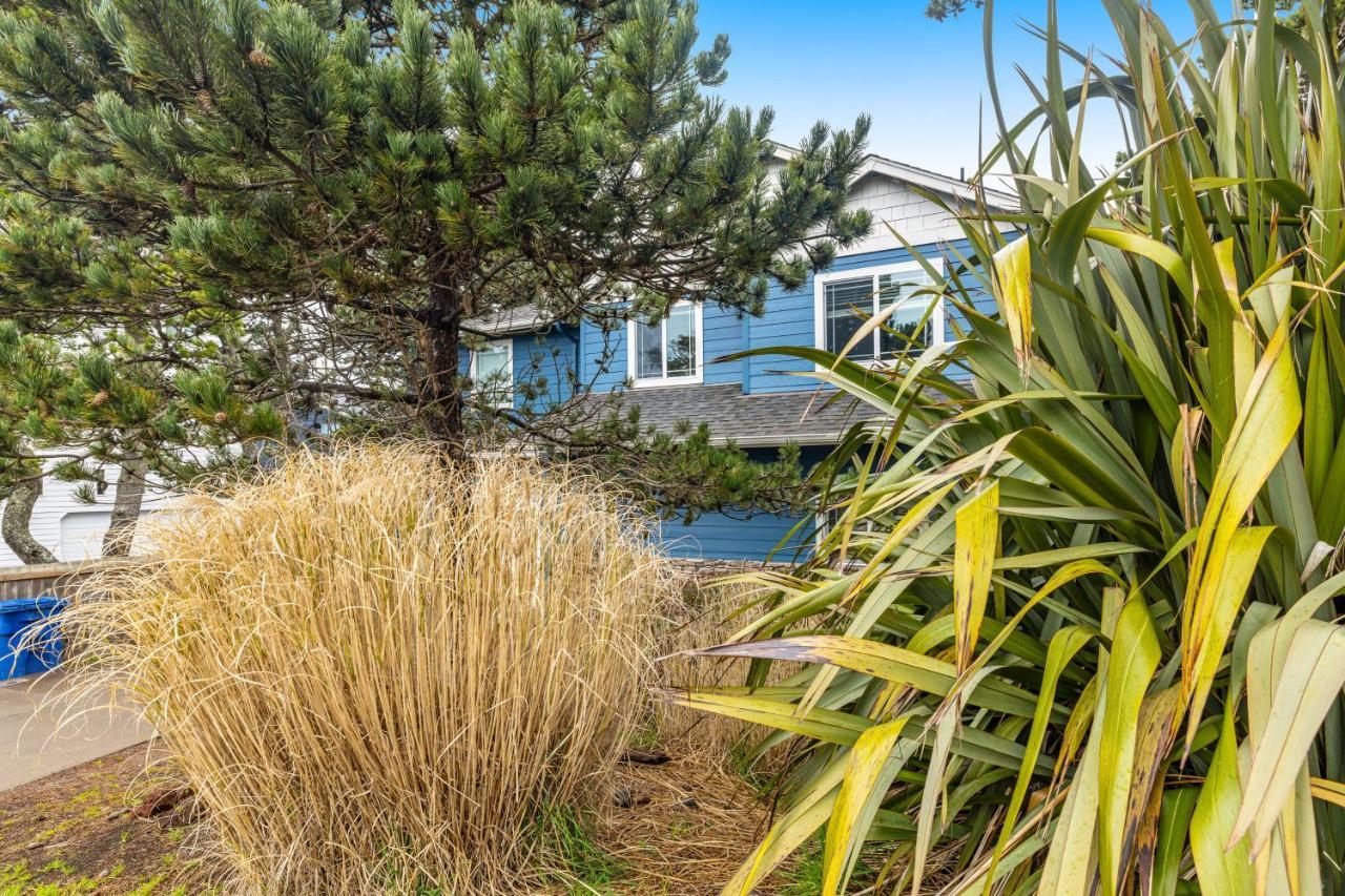 Gone Coastal Villa Lincoln City Exterior photo
